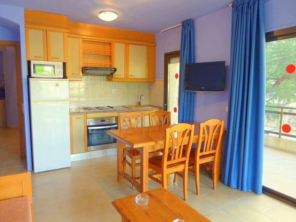 Rentalmar Diplomatic Park Salou Chambre photo